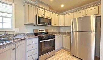 7055 Quarry Rd 95, Amherst, OH 44001