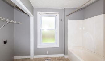 1340 Dalton St, Alcoa, TN 37701