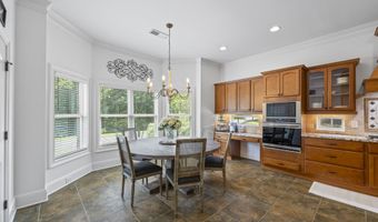 1005 Renfroe Lk, Auburn, GA 30011