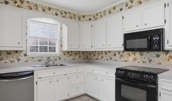 723 Trip Dr, Brandon, MS 39042