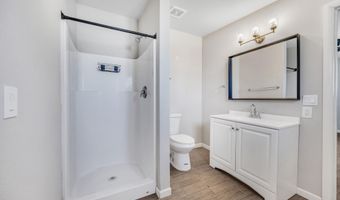 102 W HOLLY Ln, Avondale, AZ 85323