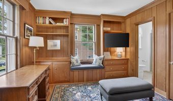 5973 SEARL Ter, Bethesda, MD 20816