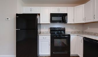 24 Pearl St 2, Ayer, MA 01432