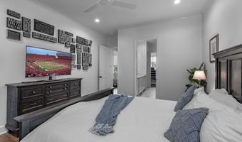 920 Caddo Dr, Benton, AR 72019