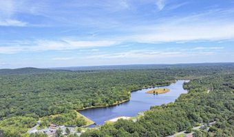 20 LAKEVIEW Dr, Albrightsville, PA 18210