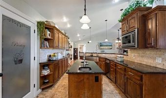 57455 E 230 Rd, Afton, OK 74331