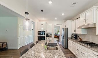 39 Hanging Leaf Ct, Blythewood, SC 29016