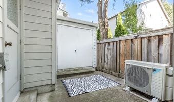 12015 SW SUSSEX St, Beaverton, OR 97008