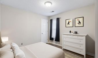 124 CEDAR GROVE Pkwy, Alabaster, AL 35114