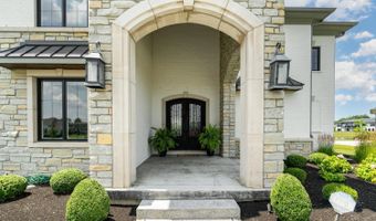 8659 Coveview Ct, Deerfield, OH 45040