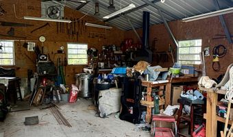 187 H Pope Rd, Adrian, GA 31002