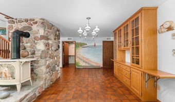 E5401 12TH Road, Algoma, WI 54201