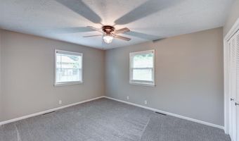 410 Highland Dr, Arkansas City, KS 67005