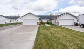 2851 E Chasewood Dr, Ammon, ID 83406