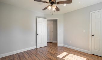 5 McGee St, Belton, SC 29627