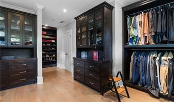 1685 Mount Paran Rd NW, Atlanta, GA 30327