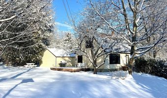 120 Carriage Hill Rd, Brattleboro, VT 05301