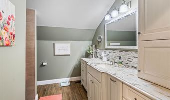 23675 Sportsmans Club Ln, Adel, IA 50003