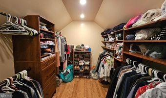 4021 LAUREL Rd, Alexandria, VA 22309