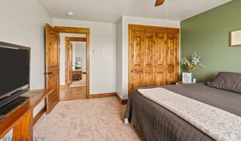 407 Lost Fawn Trl, Belgrade, MT 59714