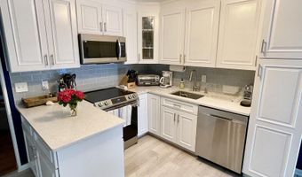 325 14th St S, Brigantine, NJ 08203