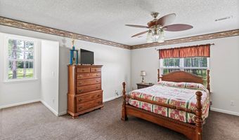 634 Alapaha River Dr, Alapaha, GA 31622