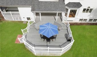 215 Watch Hill Dr, East Greenwich, RI 02818