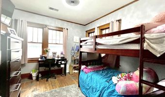 906 Locust St, Atlantic, IA 50022