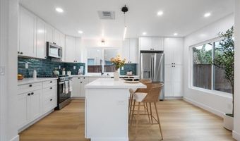 1322 Calle Goya, Oceanside, CA 92056