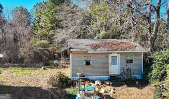 1013 Veterans Pkwy, Barnesville, GA 30204