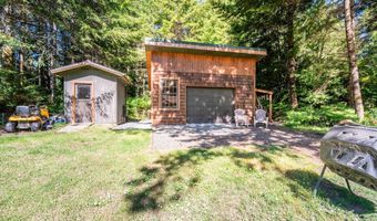 56054 Prosper Junction Rd, Bandon, OR 97411
