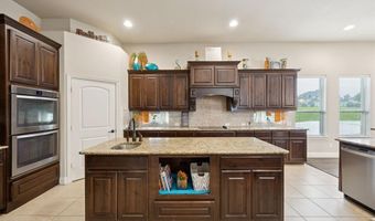 235 Bearclaw Cir, Aledo, TX 76008
