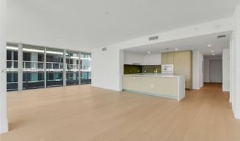 9221 E Bay Harbor Dr 512, Bay Harbor Islands, FL 33154
