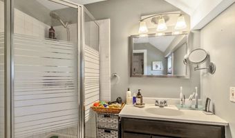 221 S Main St, Cambridge, VT 05444