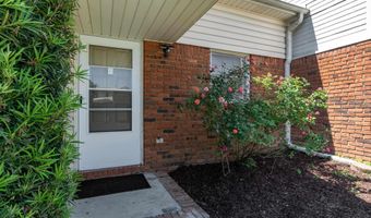 1129 KING ARTHUR Ct, Alabaster, AL 35007