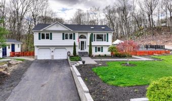 61 Lakeside Dr NW, Alloway, NJ 07461