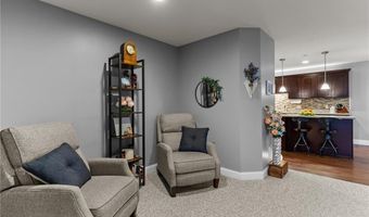 40 Saw Mill Dr 203, North Kingstown, RI 02852