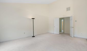 10604 MAPLECREST Ln, Potomac, MD 20854