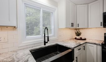 157 Hooksett Rd, Auburn, NH 03032