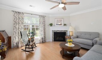 38 Rivers Edge Dr, Coventry, RI 02816