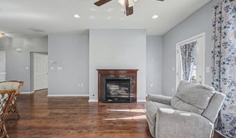 70 Mirage Blvd, Barnegat, NJ 08005