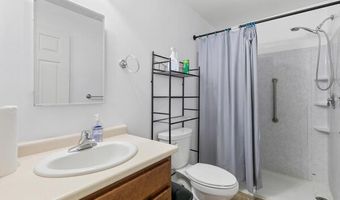 14 Fox Hollow Dr, Auburn, ME 04210