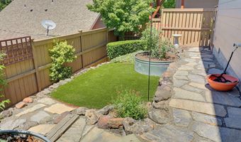 955 Overlook Dr, Ashland, OR 97520