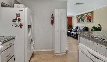 1610 Juno Trl, Astor, FL 32102