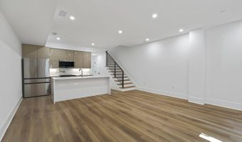 2524 41ST St NW 2, Washington, DC 20007