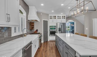 5874 Shallow Water Ln, Bargersville, IN 46106