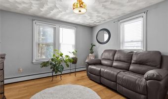 58 Perkins Ave, Cranston, RI 02910