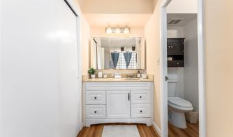3020 Ala Napuaa Pl 202, Honolulu, HI 96818