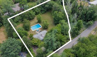 115 Browns Dock Rd, Atlantic Highlands, NJ 07716