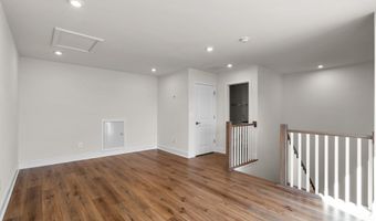 42131 SHINING STAR Sq, Ashburn, VA 20148